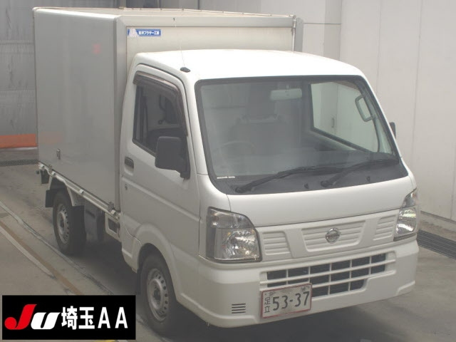 NISSAN CLIPPER TRUCK