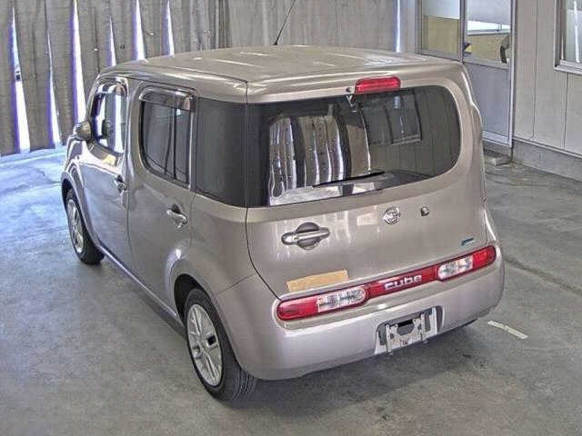 NISSAN CUBE