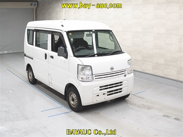 NISSAN CLIPPER VAN