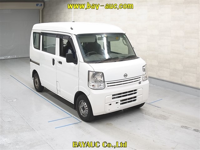 NISSAN CLIPPER VAN