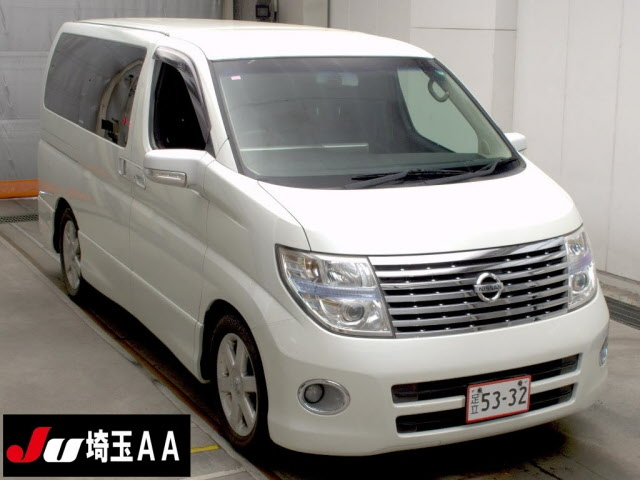 NISSAN ELGRAND