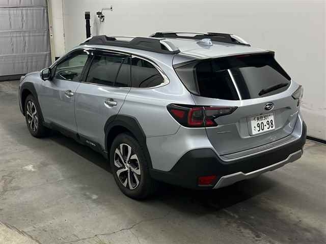 SUBARU LEGACY OUTBACK