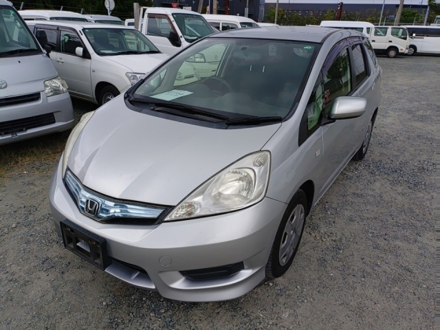 HONDA FIT SHUTTLE