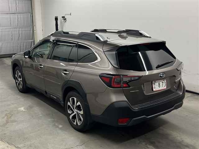 SUBARU LEGACY OUTBACK