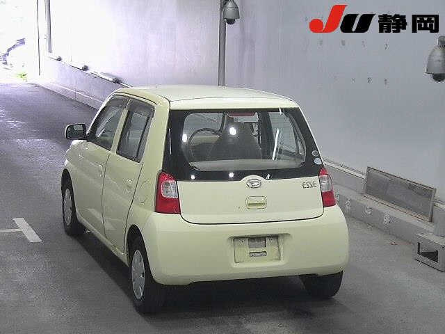 DAIHATSU ESSE