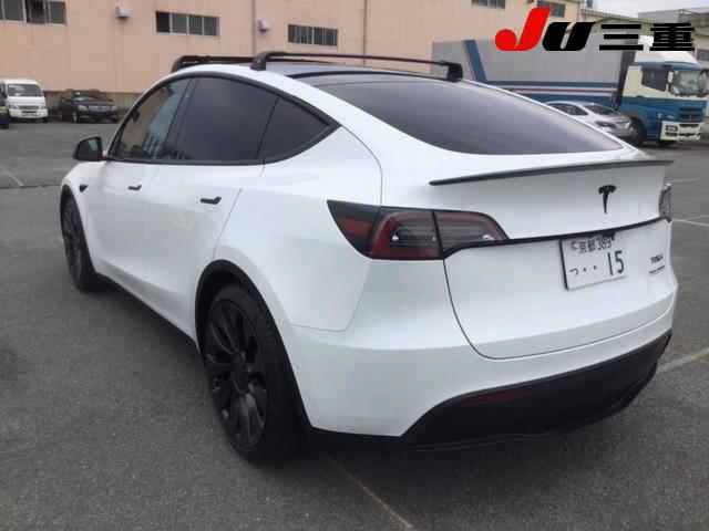 TESLA MODELY