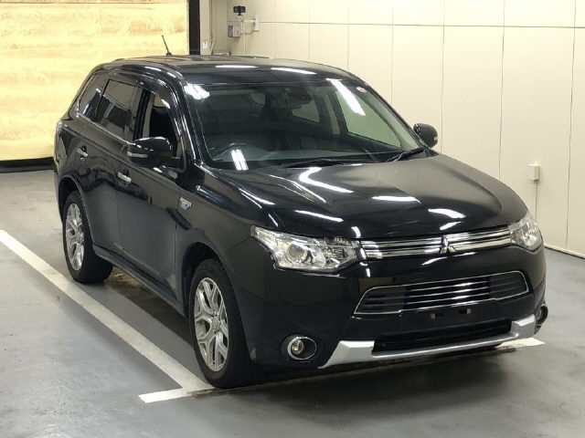MITSUBISHI OUTLANDER PHEV