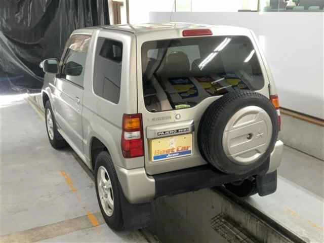 MITSUBISHI PAJERO MINI