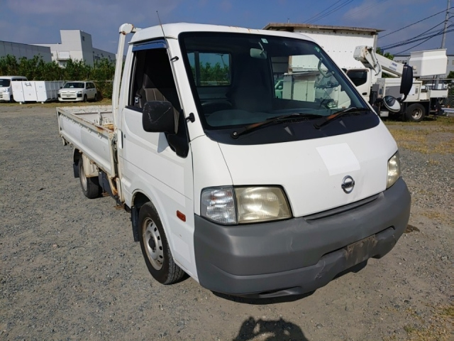 NISSAN VANETTE TRUCK