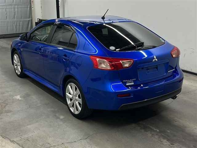 MITSUBISHI GALANT FORTIS