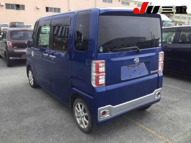 DAIHATSU WAKE