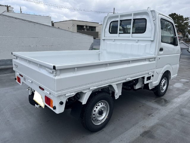 MITSUBISHI MINICAB TRUCK