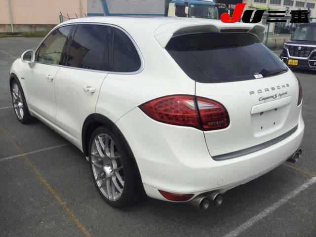 PORSCHE CAYENNE
