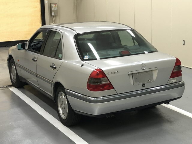 MERCEDES BENZ C CLASS