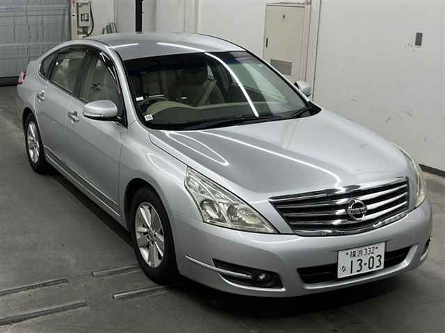 NISSAN TEANA