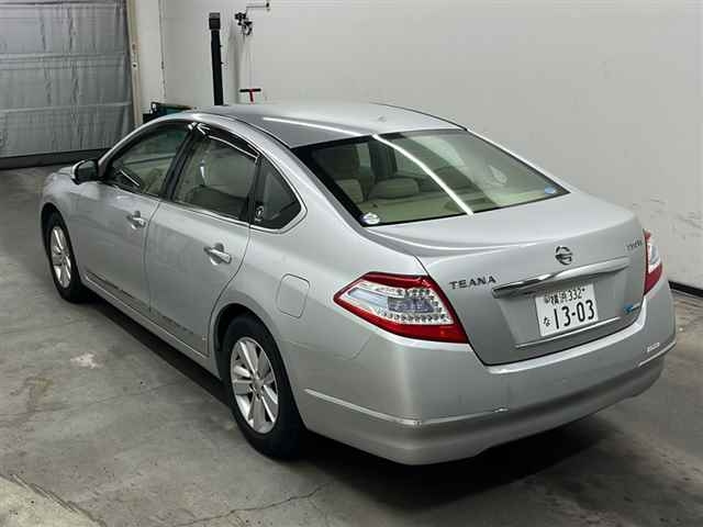 NISSAN TEANA