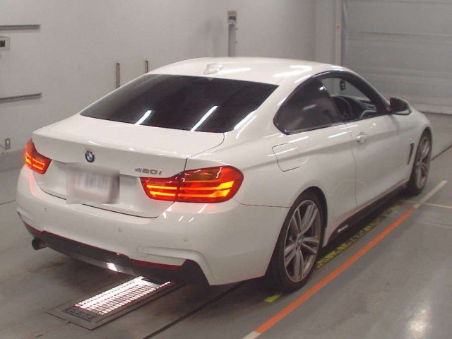 BMW 4 SERIES