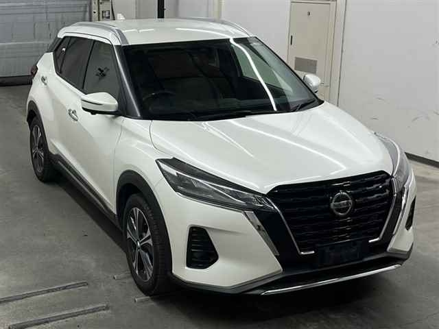 NISSAN KIX