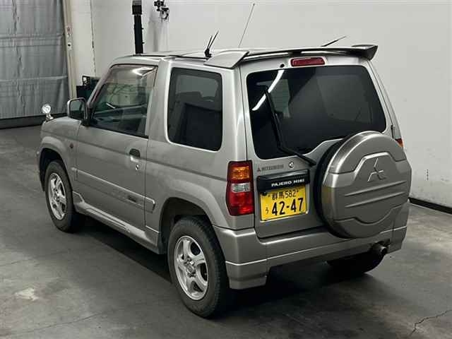 MITSUBISHI PAJERO MINI