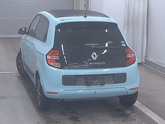 RENAULT TWINGO