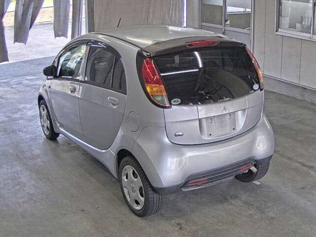 MITSUBISHI I