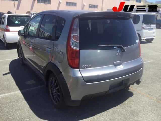 MITSUBISHI COLT