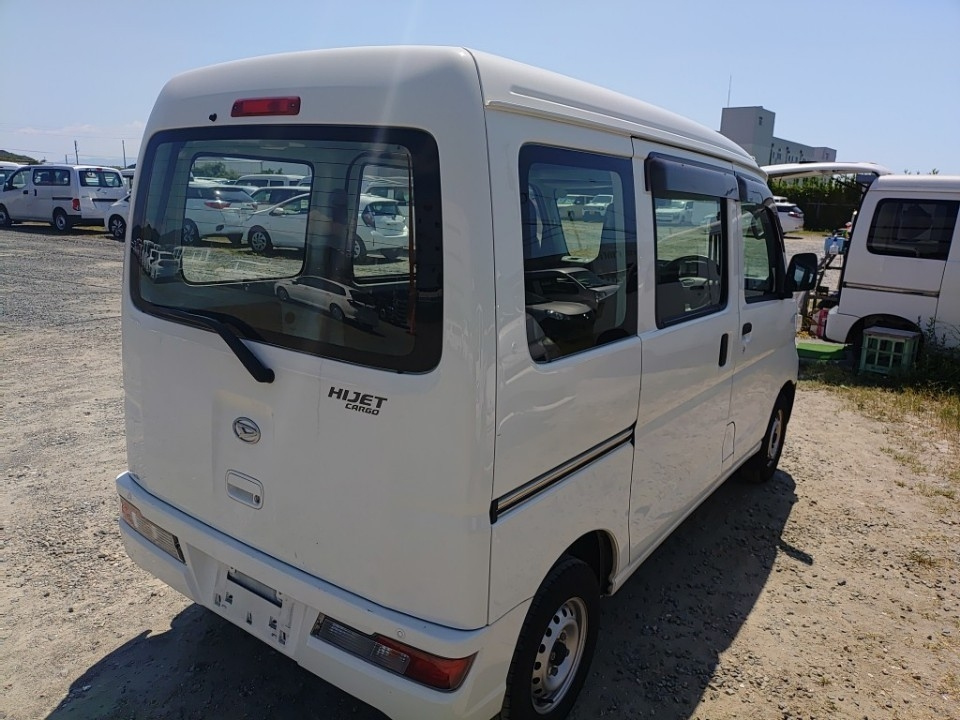 DAIHATSU HIJET VAN