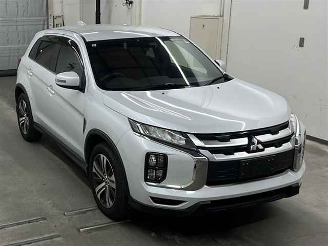 MITSUBISHI RVR