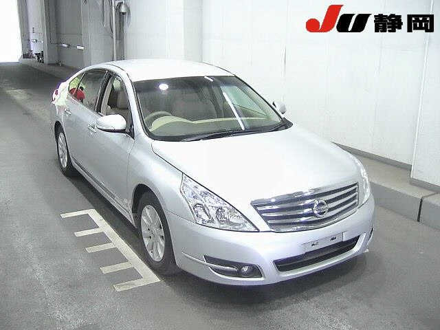 NISSAN TEANA