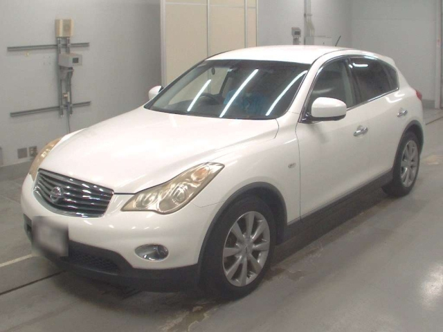 NISSAN SKYLINE CROSSOVER