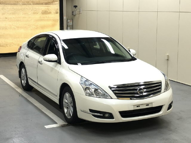 NISSAN TEANA