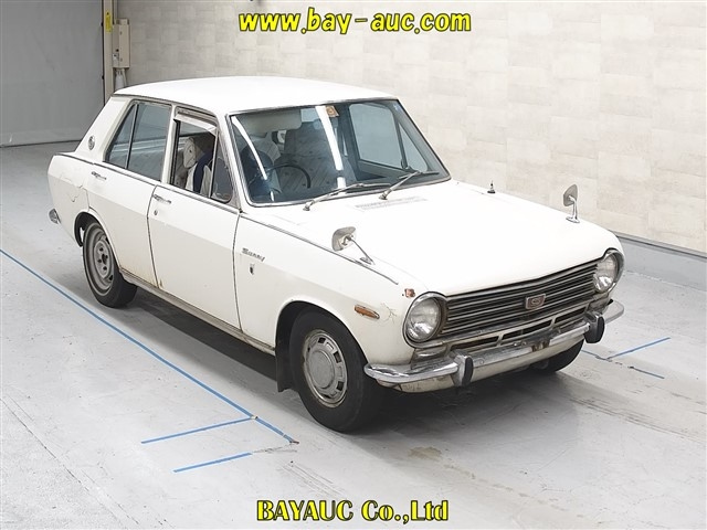 NISSAN SUNNY