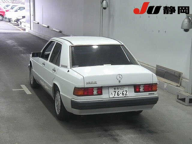 MERCEDES BENZ 190 SERIES