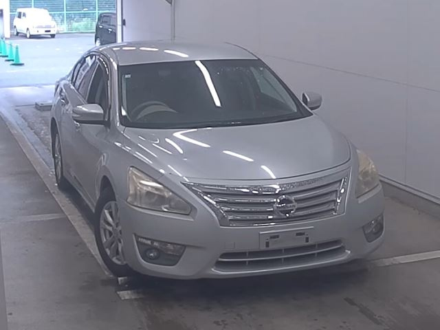 NISSAN TEANA