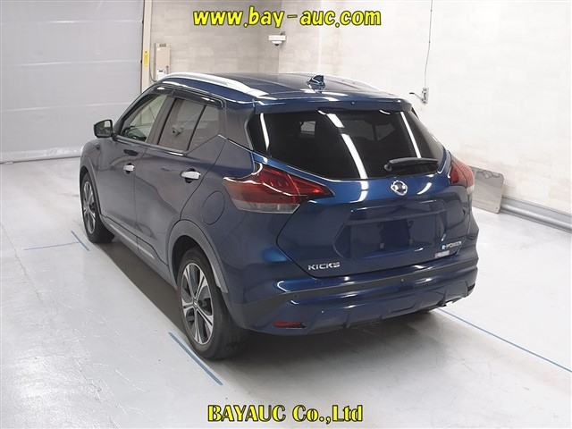 NISSAN KIX