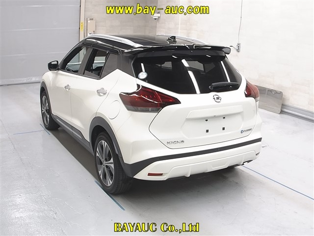 NISSAN KIX