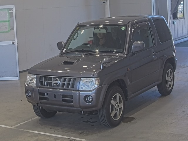 NISSAN KIX
