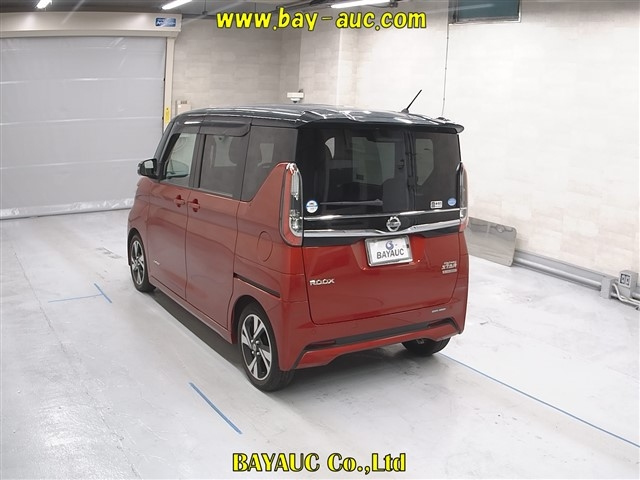 NISSAN ROOX
