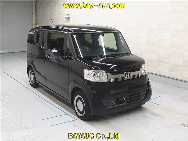 HONDA N BOX SLASH