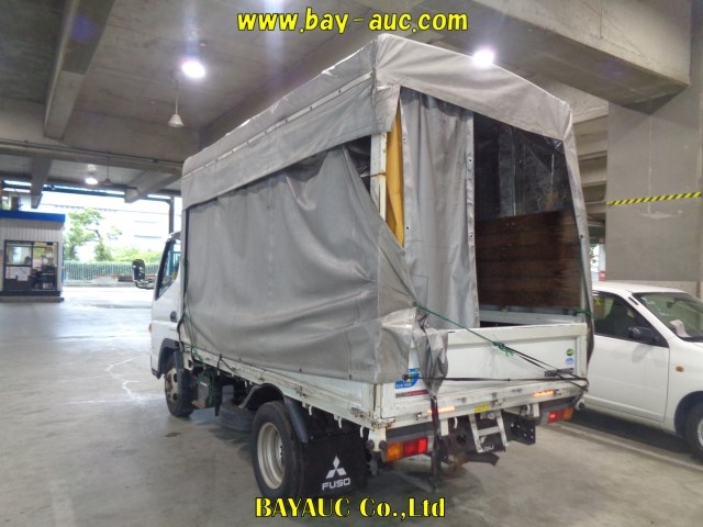 MITSUBISHI CANTER