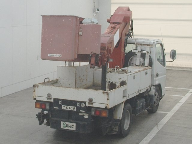 MITSUBISHI CANTER