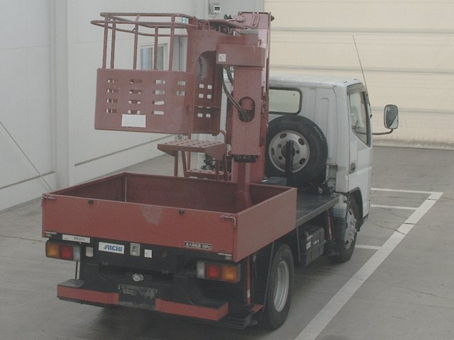 MITSUBISHI CANTER
