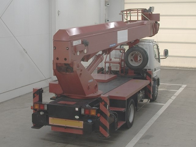 MITSUBISHI CANTER