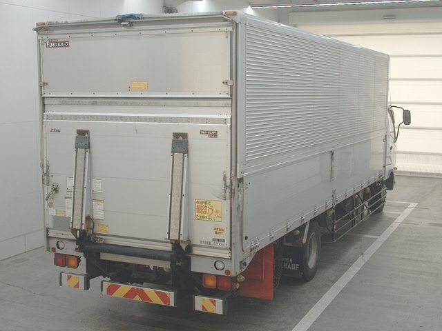 MITSUBISHI FUSO FIGHTER
