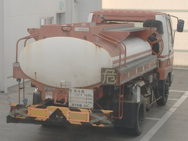 MITSUBISHI FUSO FIGHTER