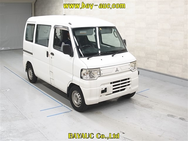 MITSUBISHI MINICAB VAN