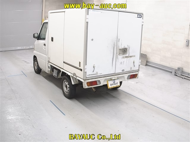 MITSUBISHI MINICAB TRUCK