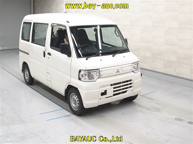 MITSUBISHI MINICAB VAN