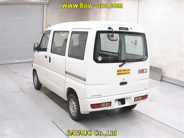 MITSUBISHI MINICAB VAN
