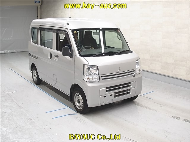 MITSUBISHI MINICAB VAN